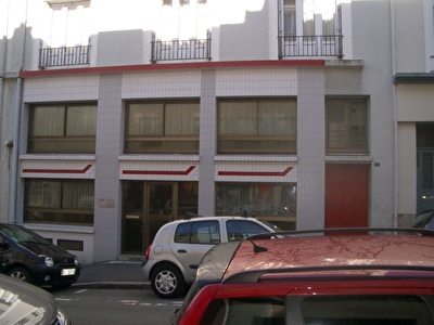 Bureau / local professionnel Brest 3 pi�ce(s) 98 m2
