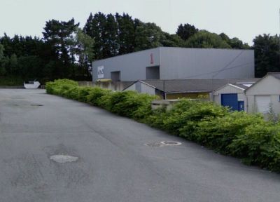 Entrep�t / local industriel Ploudaniel 1100 m2