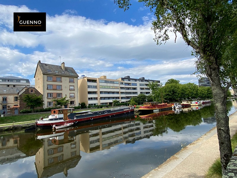 studio, quai de la Pr�valaye. 26 M2 avec parking.