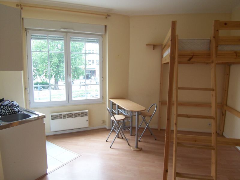 LOCATION STUDIO RENNES , Mail/ch�ques postaux