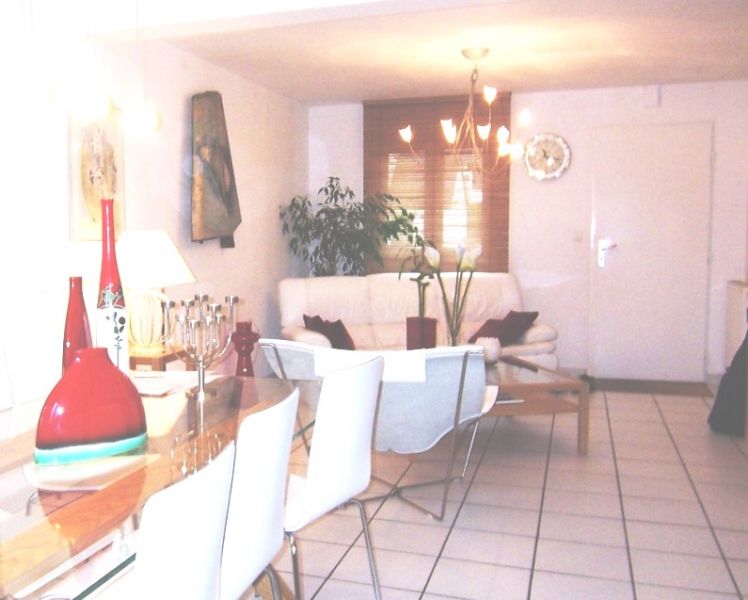 Maison Bruz