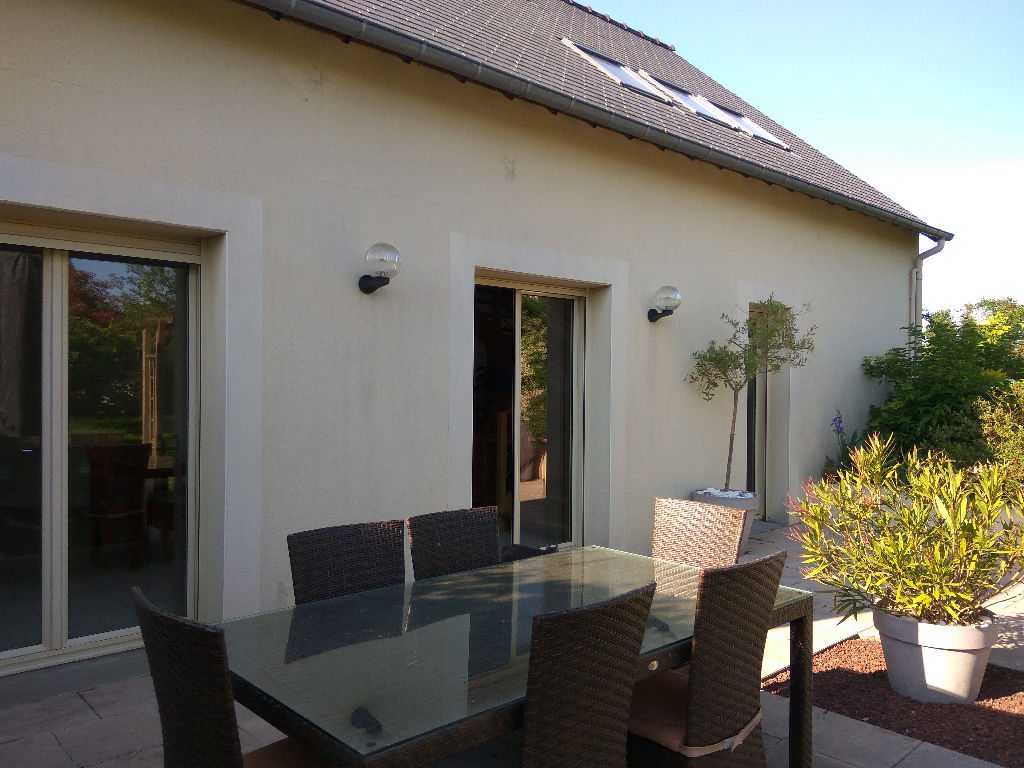 Maison T6 à Bourgbarre