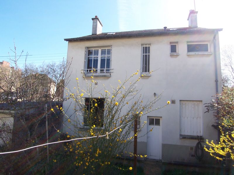Maison 5 pi�ces centre ch�zy