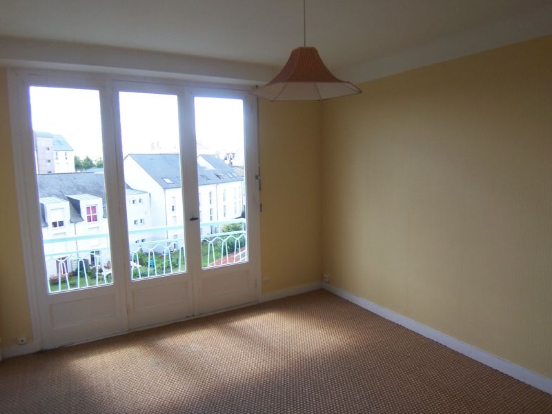 achat AppartementRennes 2 pi�ce(s) 45 m2 STE TH�rese Gare