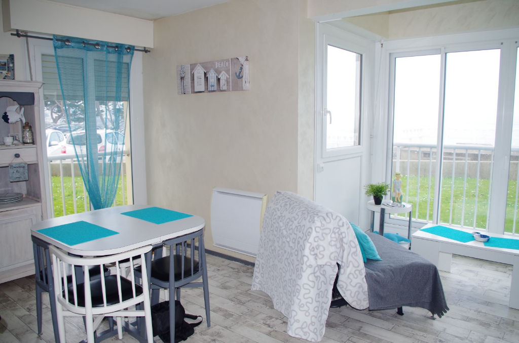 APPARTEMENT A VENDRE SAINT-QUAY-PORTRIEUX : AUX PIEDS DE LA PLAGE DU CASINO ! APPARTEMENT A VENDRE SAINT-QUAY-PORTRIEUX : AUX PIEDS DE LA PLAGE DU CASINO !