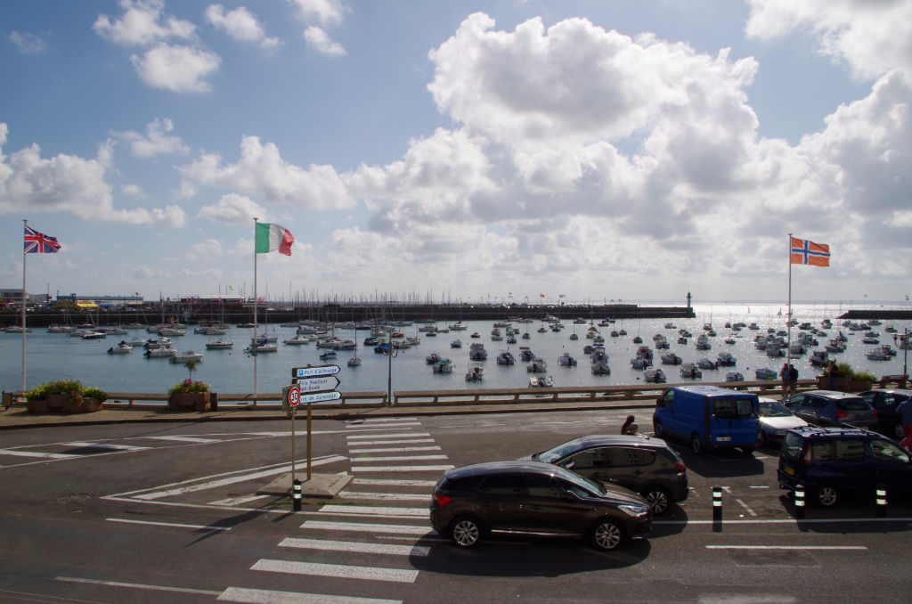 SAINT QUAY PORTRIEUX : A VENDRE APPARTEMENT VUE MER! SAINT QUAY PORTRIEUX : A VENDRE APPARTEMENT VUE MER!