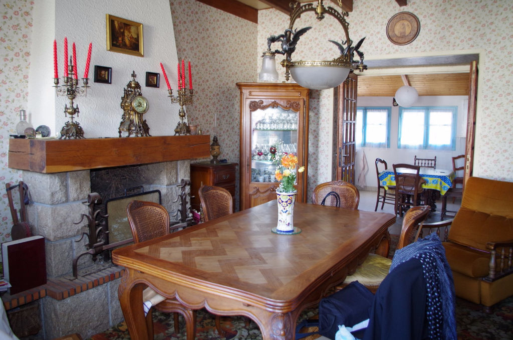 LANVOLLON : A VENDRE MAISON EN PIERRE! LANVOLLON : A VENDRE MAISON EN PIERRE!