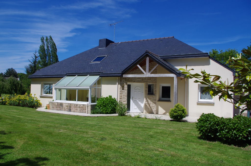 MAISON A VENDRE : LE CONTEMPORAIN S'INVITE A TREVENEUC ! MAISON A VENDRE : LE CONTEMPORAIN S'INVITE A TREVENEUC !