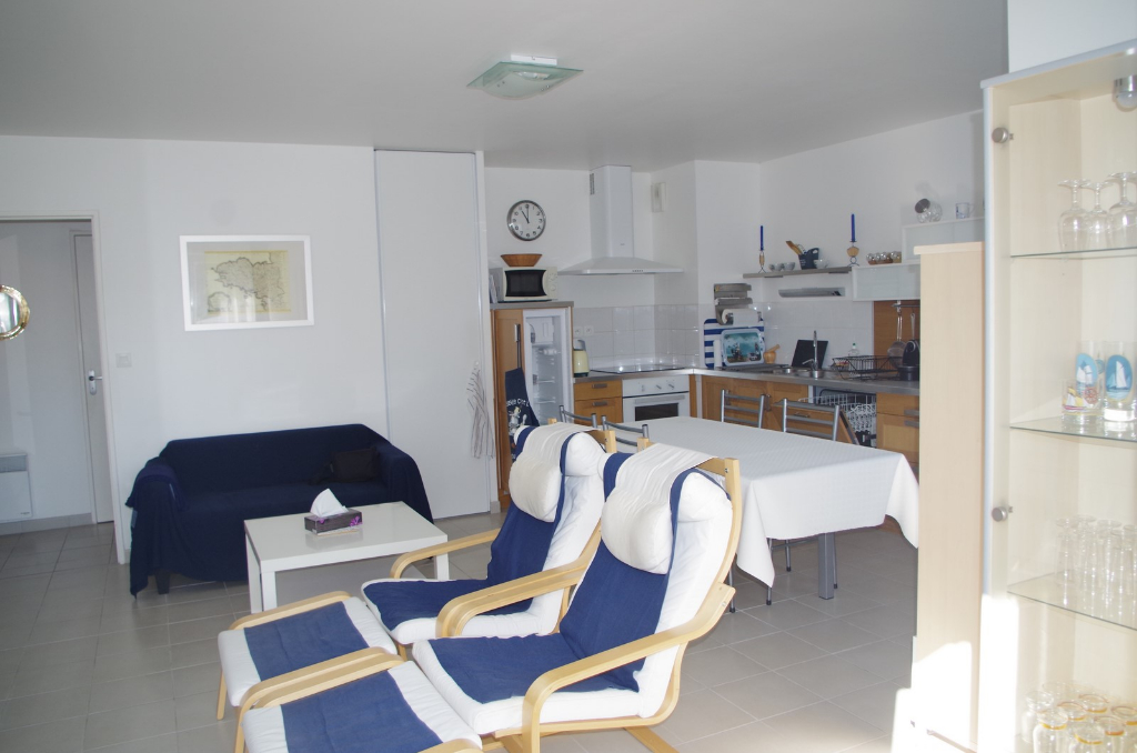 APPARTEMENT A VENDRE : AU COEUR DE SAINT-QUAY ! APPARTEMENT A VENDRE : AU COEUR DE SAINT-QUAY !