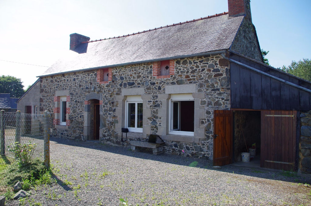 PLEGUIEN : A VENDRE MAISON EN PIERRE! PLEGUIEN : A VENDRE MAISON EN PIERRE!