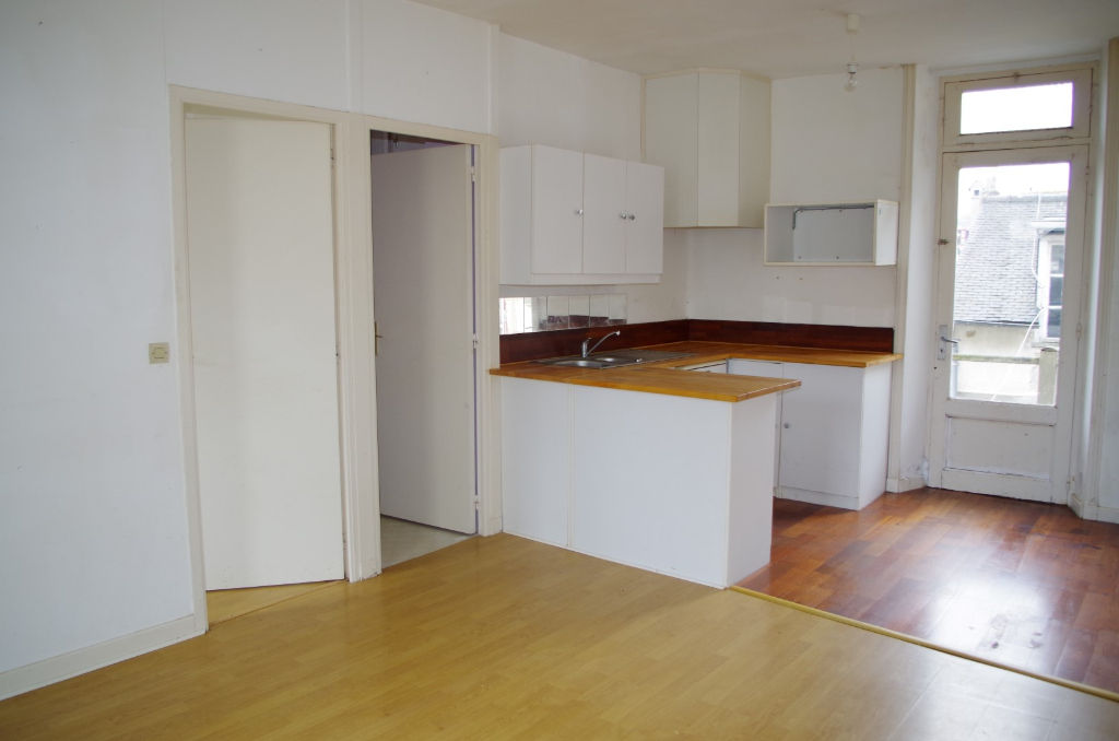 A VENDRE IMMEUBLE AU COEUR DE SAINT-QUAY-PORTRIEUX ! A VENDRE IMMEUBLE AU COEUR DE SAINT-QUAY-PORTRIEUX !