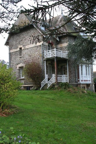 LES ROSAIRES