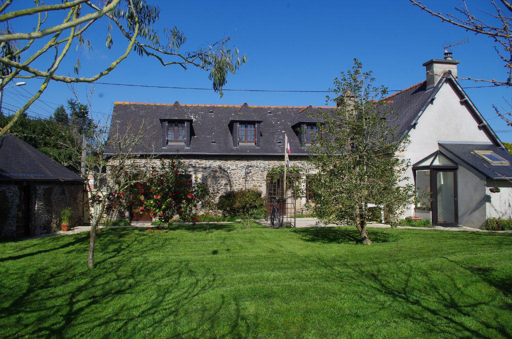 ETABLES SUR MER : A VENDRE LONGÈRE EN PIERRE ! ETABLES SUR MER : A VENDRE LONGÈRE EN PIERRE !