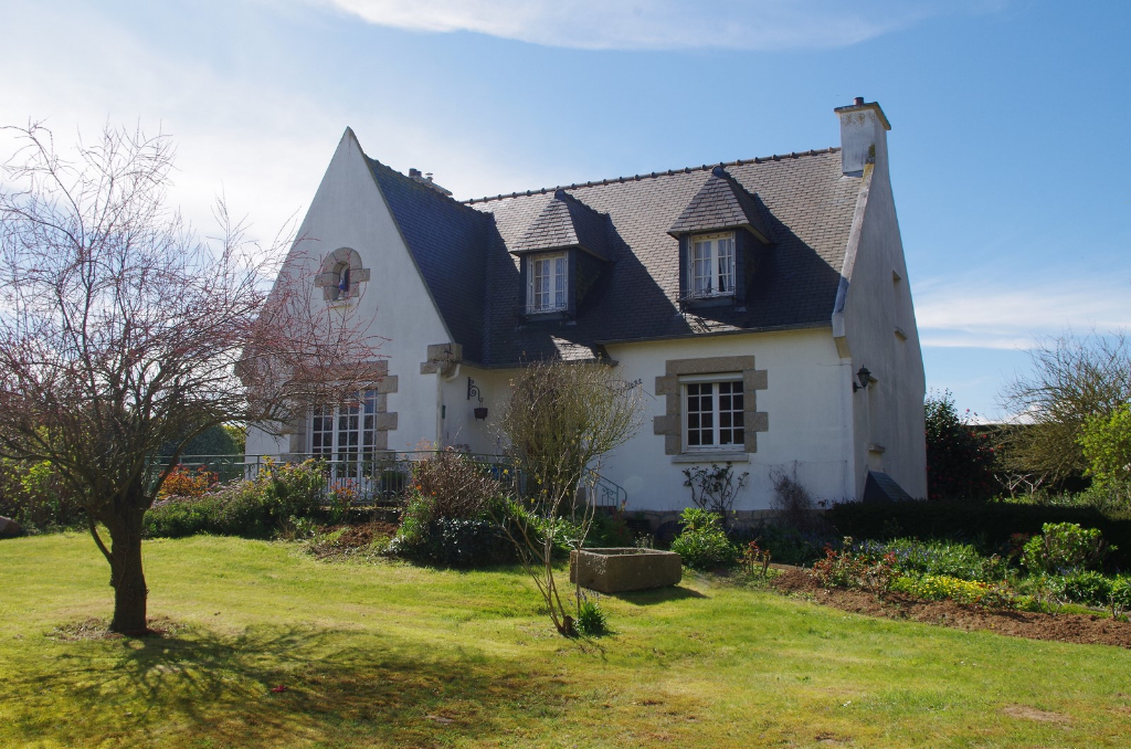 PLOURHAN : A VENDRE MAISON PROCHE DU GOLF ! PLOURHAN : A VENDRE MAISON PROCHE DU GOLF !
