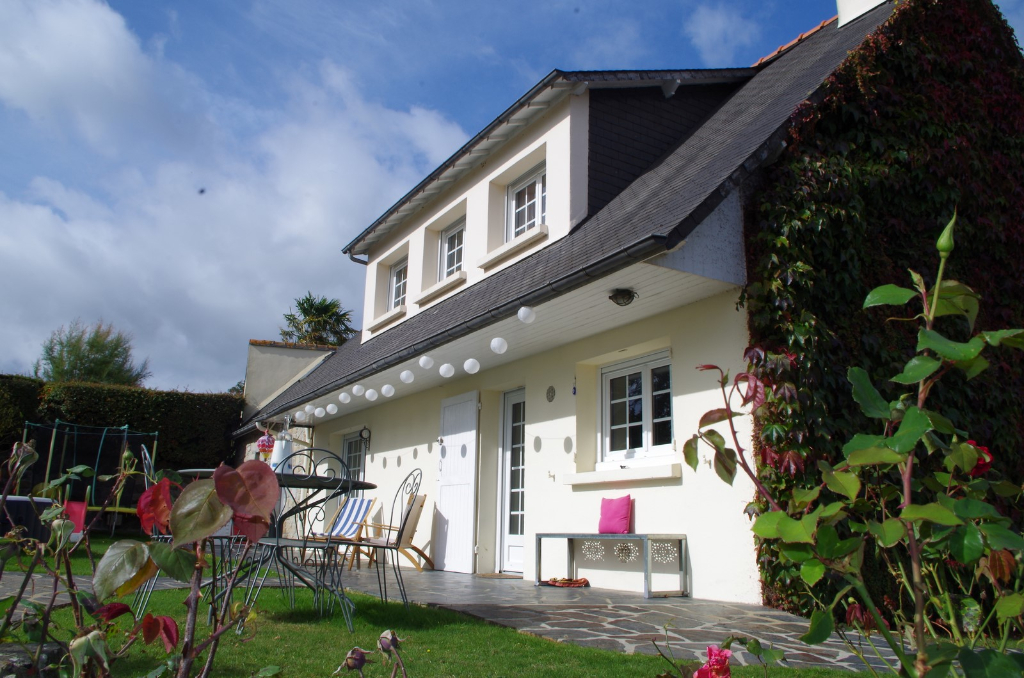 PLOURHAN : A VENDRE MAISON AU CALME ! PLOURHAN : A VENDRE MAISON AU CALME !