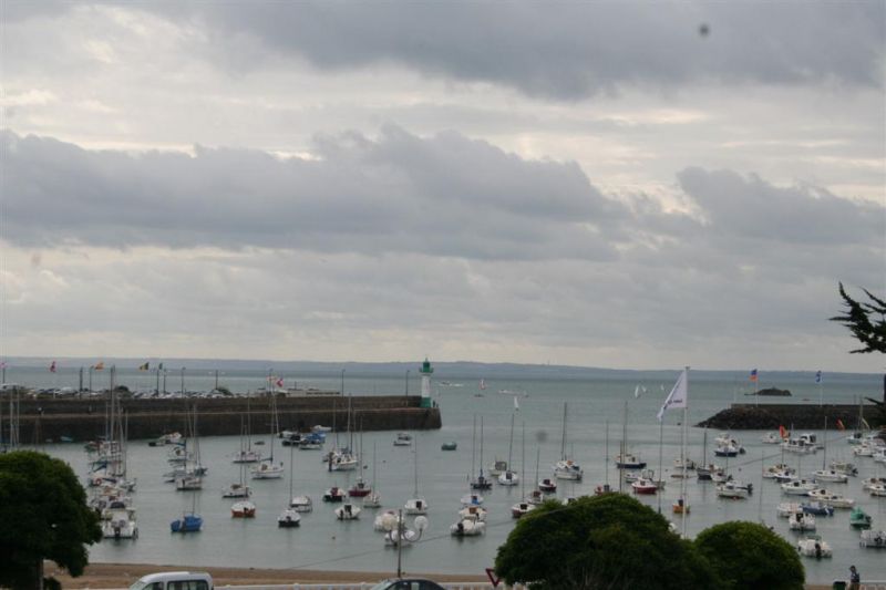 Au coeur du port appartement spacieux Au coeur du port appartement spacieux