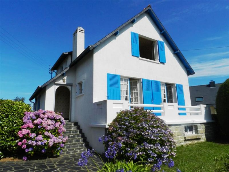 MAISON A VENDRE TREVENEUC : UN FORT POTENTIEL ! MAISON A VENDRE TREVENEUC : UN FORT POTENTIEL !