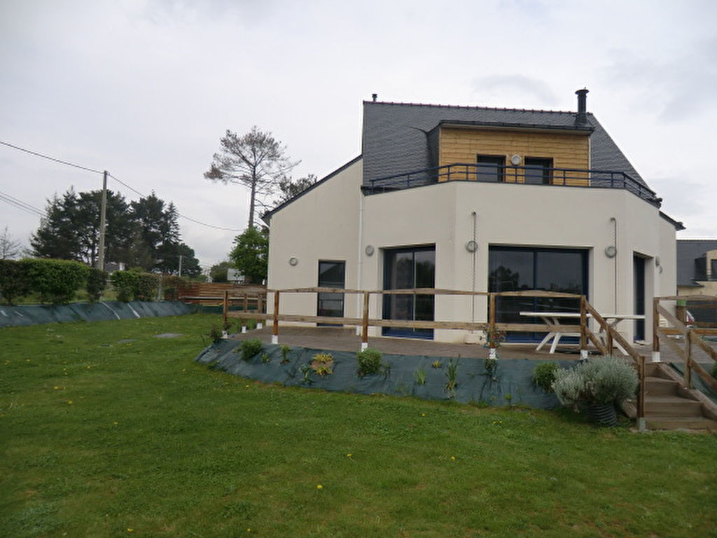 Maison Grand Champ 7 pièce(s) 184 m2 Maison Grand Champ 7 pièce(s) 184 m2