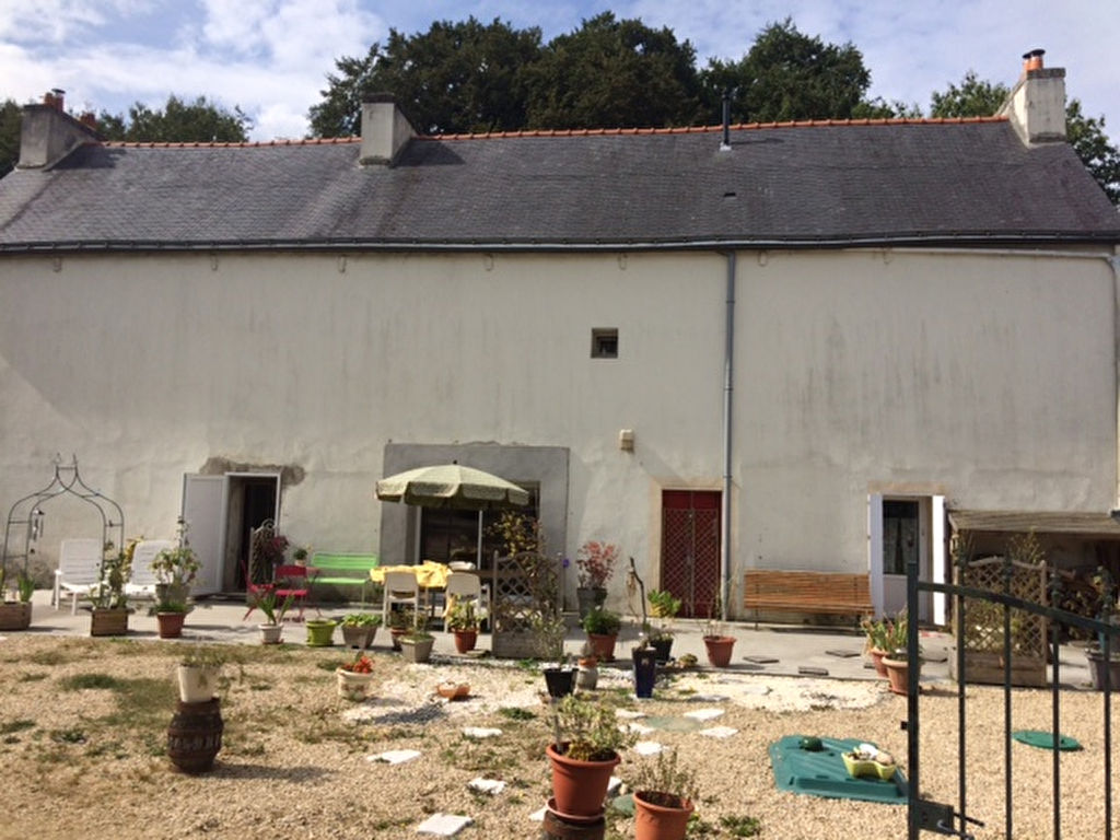 Maison Camors 7 pièce(s) 200 m2 Maison Camors 7 pièce(s) 200 m2