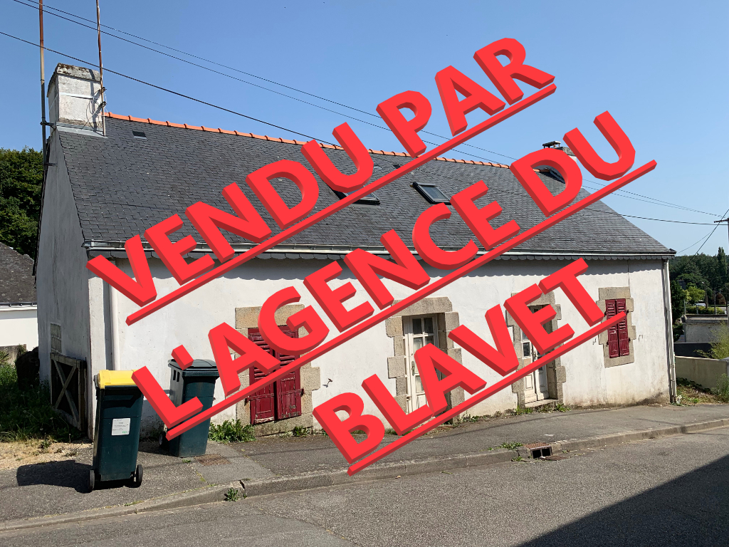 Maison en pierres à rénover Maison en pierres à rénover
