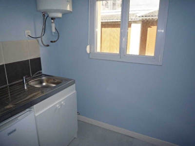 BREST - HAUT JAURES - APPARTEMENT T1BIS - 31m�