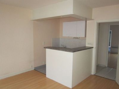 SAINT MICHEL - APPARTEMENT T1 BIS  - 39m�
