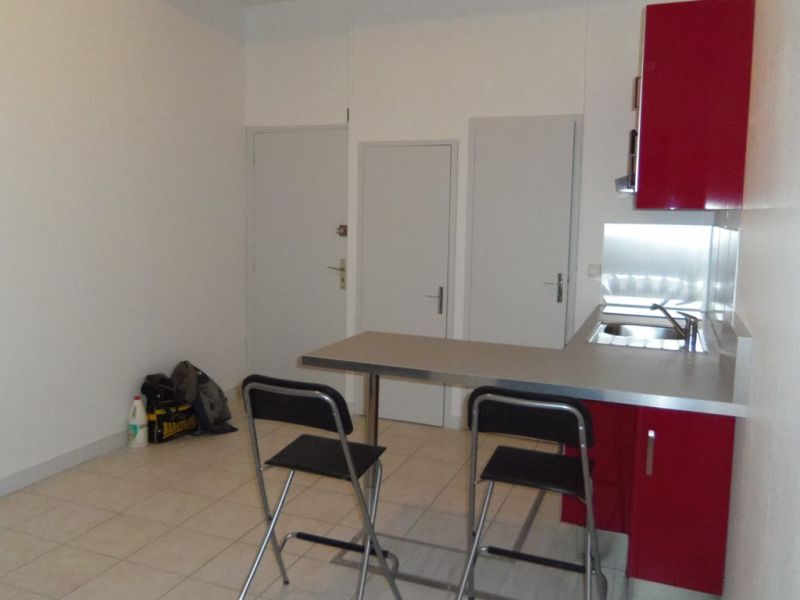 BREST -RECOUVRANCE - STUDIO - 20m�