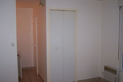 BREST - FACS DE SCIENCES - STUDIO - 22 m�