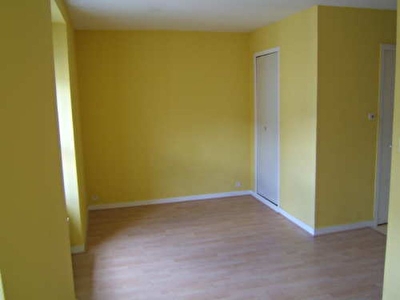 BREST - CROIX ROUGE - STUDIO - 20m�