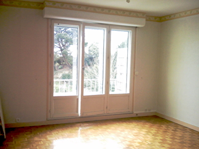 BREST CORNICHE - Appartement T2  - 53m� avec vue rade.