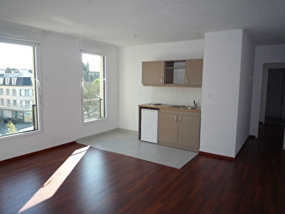 BREST - CARRE SAINT MARTIN - APPARTEMENT T2 BIS - 50 m2 - PARKING - BALCON
