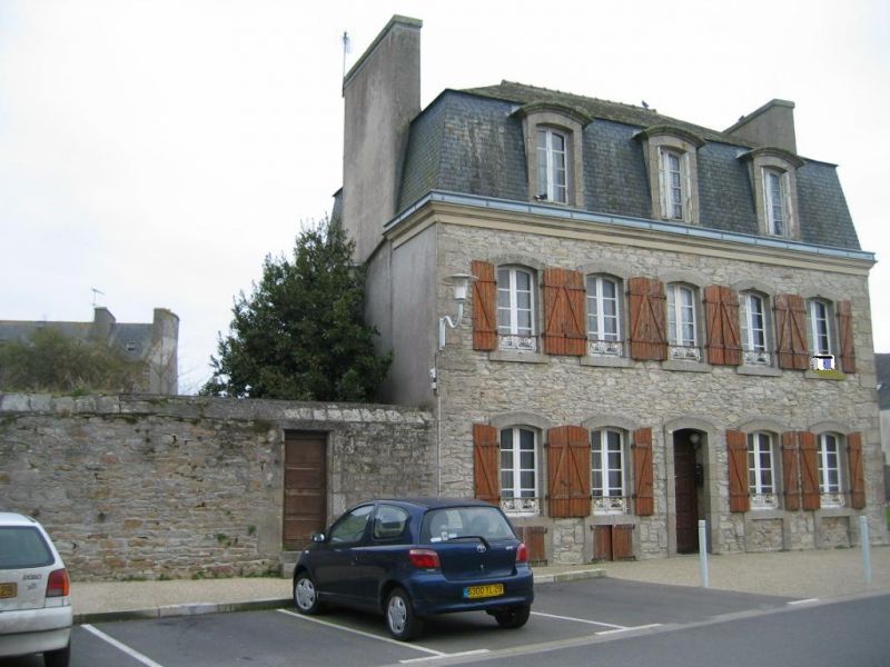 Maison Ploudalmezeau 10 pi�ce(s) 250 m2