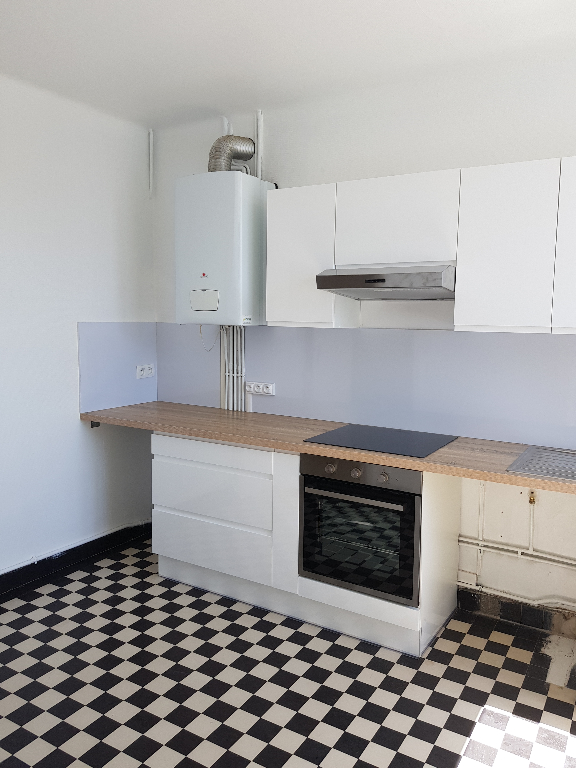 T2/3 ASCENSEUR - PLACE DE LA LIBERTE - 58 m² T2/3 ASCENSEUR - PLACE DE LA LIBERTE - 58 m²