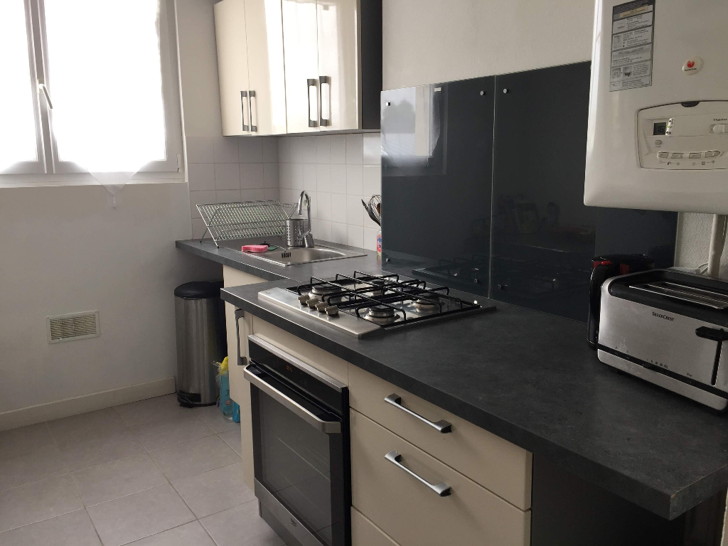 T4 - RUE DE VERDUN - 75 m2 T4 - RUE DE VERDUN - 75 m2
