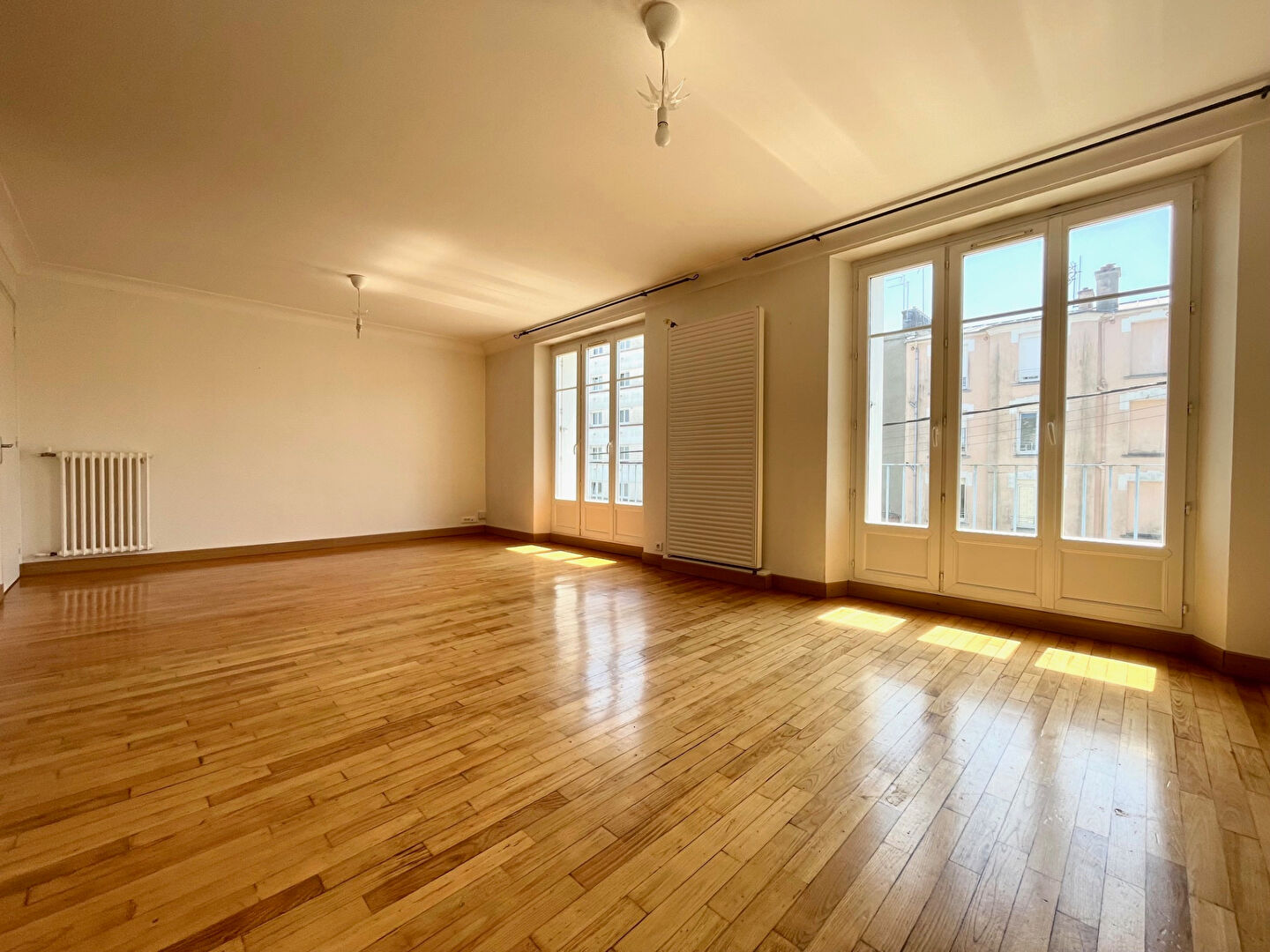 T4 - RUE PIERRE LOTI -CAFARELLI - 68m² T4 - RUE PIERRE LOTI -CAFARELLI - 68m²