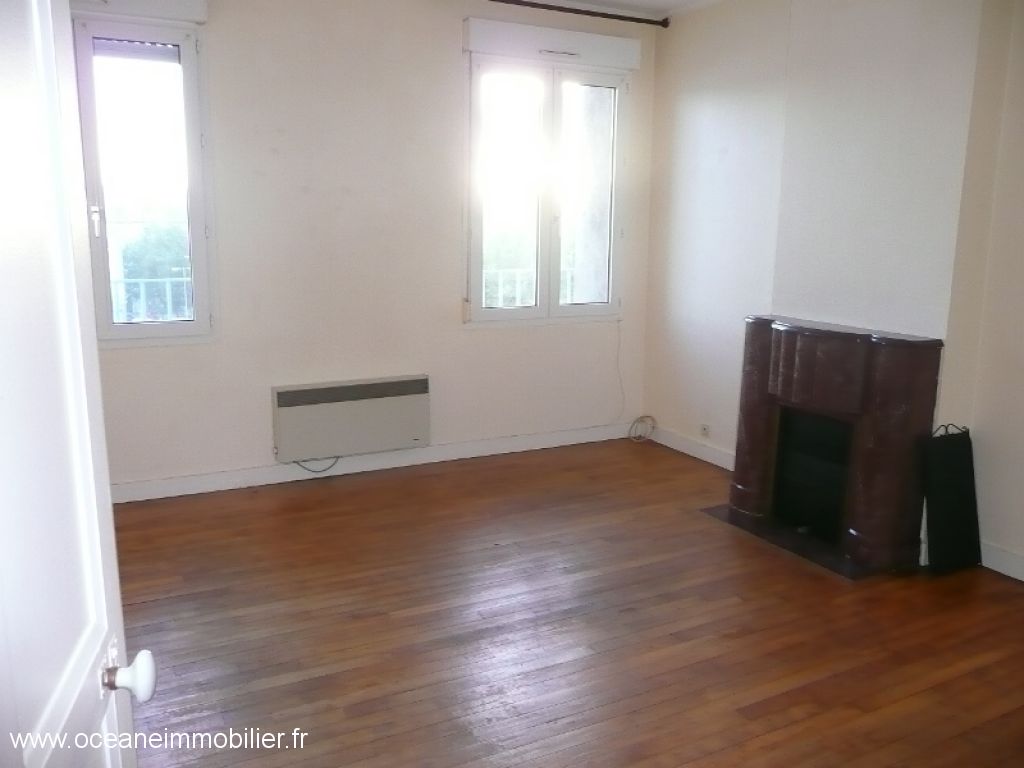 T2 - RUE BOUILLON - 47m² T2 - RUE BOUILLON - 47m²