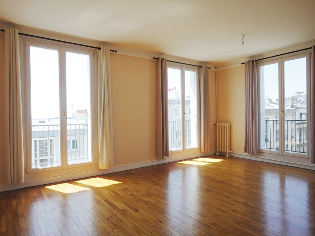 T4 - RUE D'AIGUILLON - 86M² T4 - RUE D'AIGUILLON - 86M²