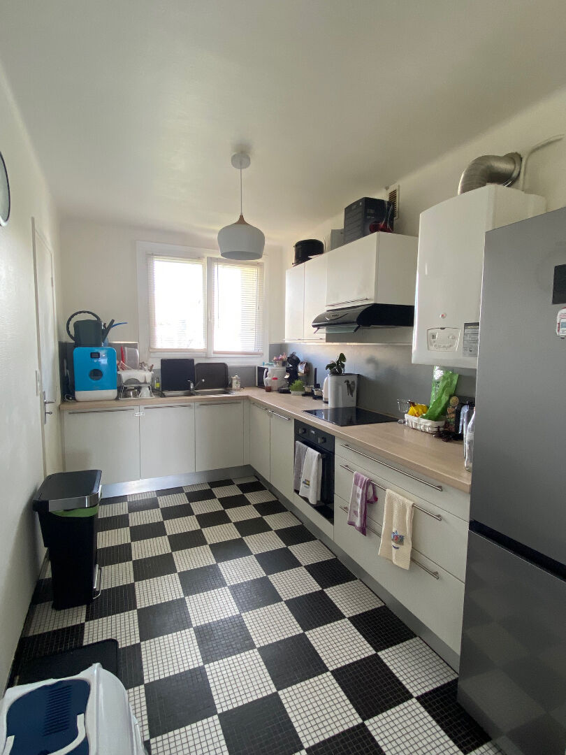 T3 + GARAGE- LANDAIS - RUE ST EXUPERY -76.28 m² T3 + GARAGE- LANDAIS - RUE ST EXUPERY -76.28 m²
