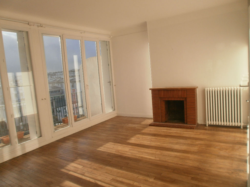 T3 - RUE JEAN MACE - 73 m² T3 - RUE JEAN MACE - 73 m²