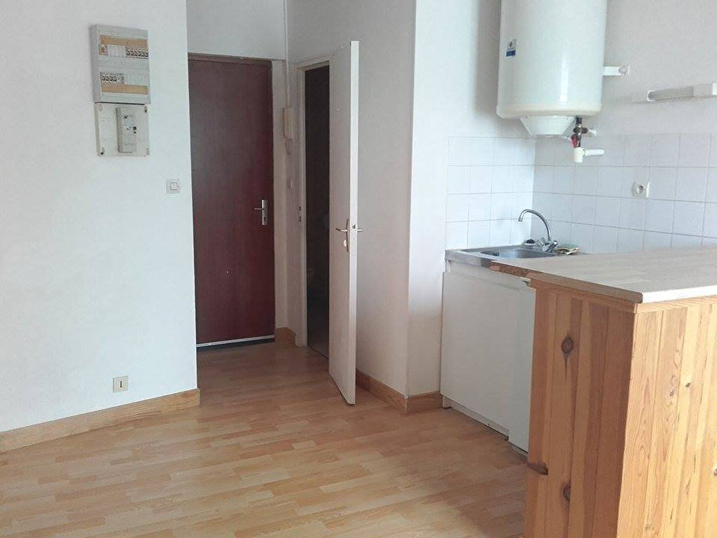 STUDIO - RUE TRAVERSE DE L'EGLISE - 15.92 m² STUDIO - RUE TRAVERSE DE L'EGLISE - 15.92 m²