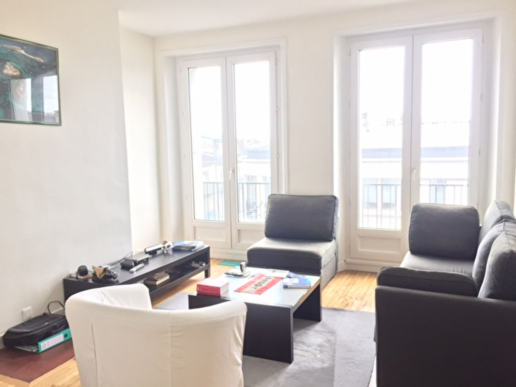 T2 - RUE DU CHÂTEAU - 58 m2 T2 - RUE DU CHÂTEAU - 58 m2