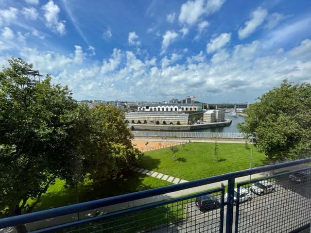 T3 - RUE AIGUILLON - 75.33 m² T3 - RUE AIGUILLON - 75.33 m²