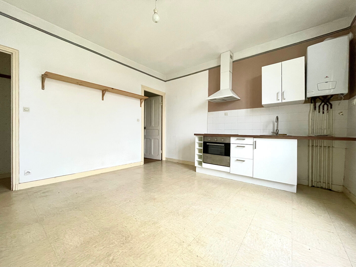 T1 BIS - RUE TURGOT - KERINOU - 33 .74m² T1 BIS - RUE TURGOT - KERINOU - 33 .74m²
