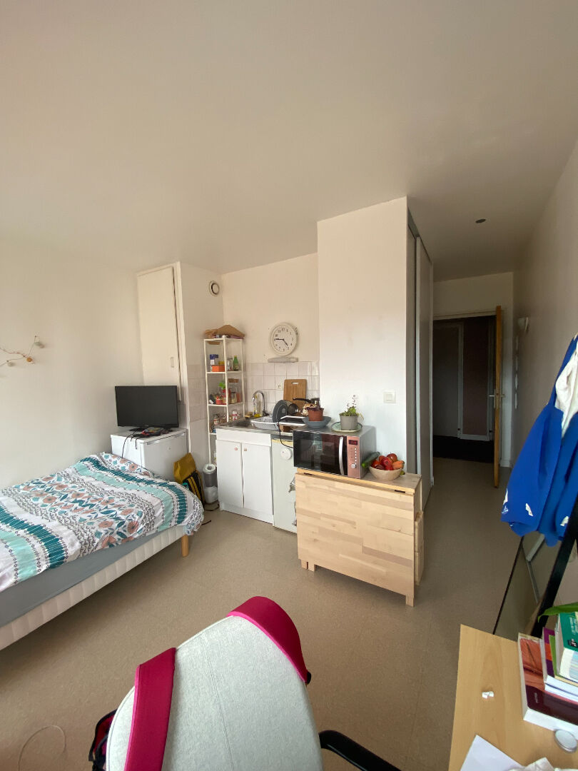 STUDIO - RUE LESAGE - 19.30 m2 STUDIO - RUE LESAGE - 19.30 m2