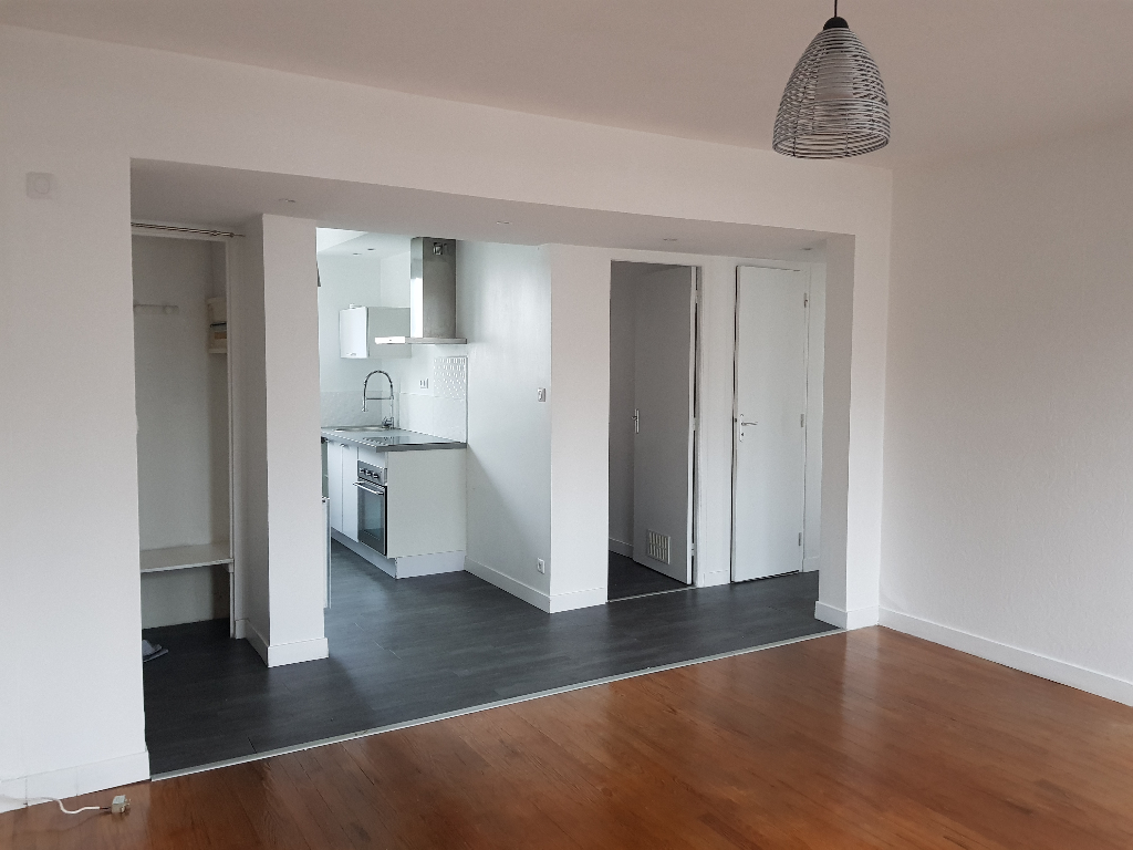 T3 - RUE COMTESSE DE SEGUR - 52.83 m² T3 - RUE COMTESSE DE SEGUR - 52.83 m²