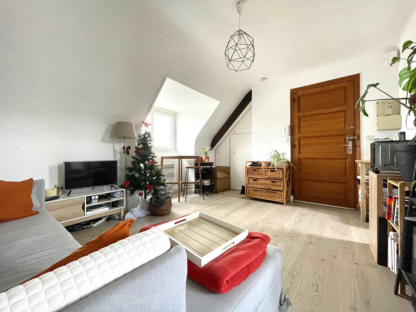 T1 BIS ASCENSEUR- RUE EMILE ZOLA - 38 m² T1 BIS ASCENSEUR- RUE EMILE ZOLA - 38 m²