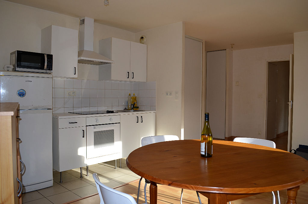 T3 - BREST KERINOU - PARKING PRIVATIF - 60M² T3 - BREST KERINOU - PARKING PRIVATIF - 60M²