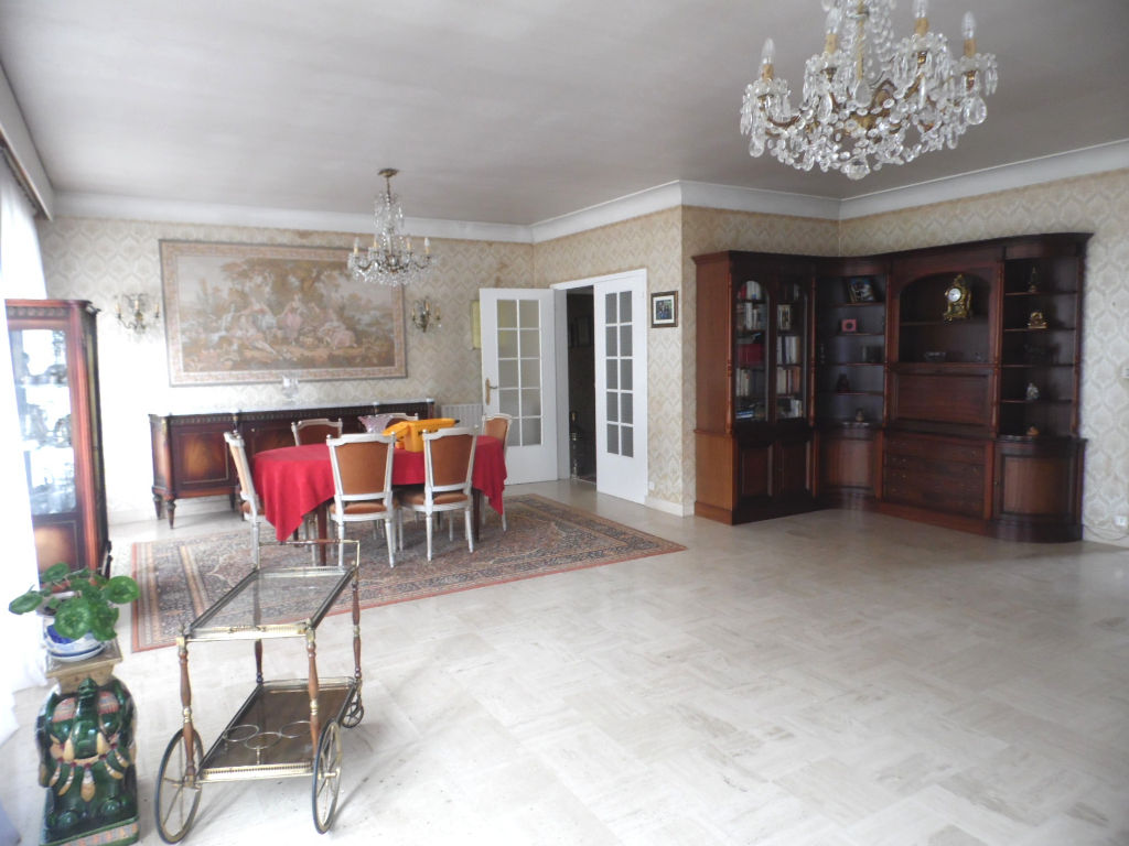 Maison Brest 8 pièce(s) 300 m2 Maison Brest 8 pièce(s) 300 m2