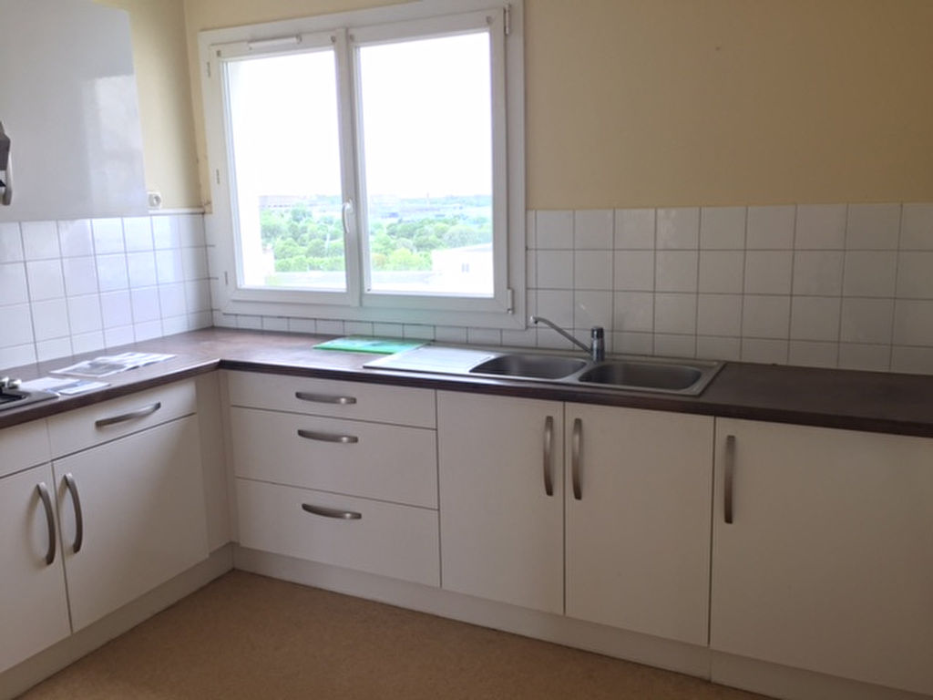 T4/5 - RUE DU GATINAIS - 91.2 m² T4/5 - RUE DU GATINAIS - 91.2 m²