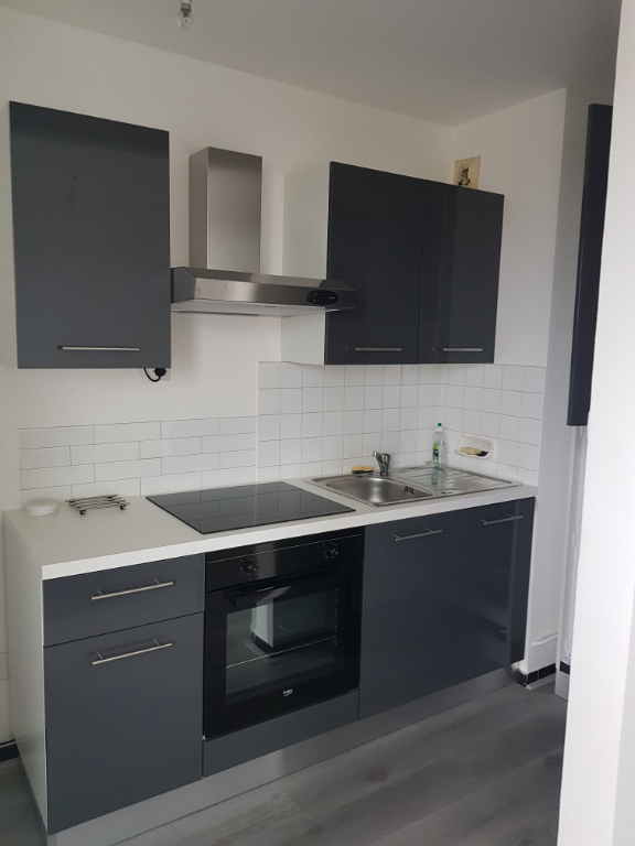 STUDIO - PLACE NAPOLEON III - 25 m2 STUDIO - PLACE NAPOLEON III - 25 m2